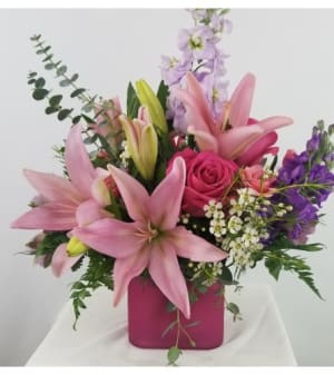 Beauty in Pink. Smith Own Design Flower Bouquet