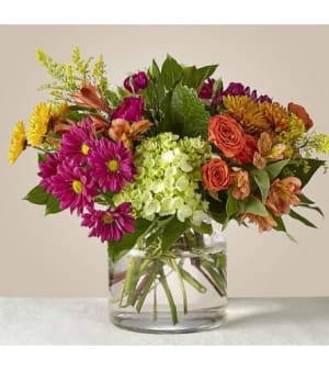 Crisp & Bright  2021 Flower Bouquet