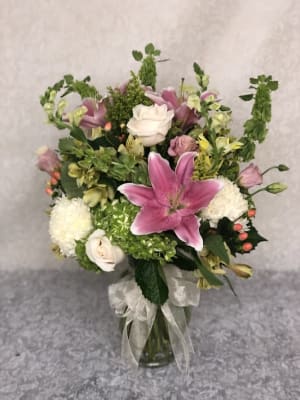 Pastels Upright Flower Bouquet