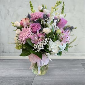 Pastels Upright Flower Bouquet