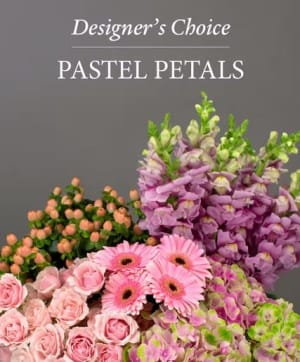 DESIGNER'S CHOICE PRETTY PASTELS Flower Bouquet