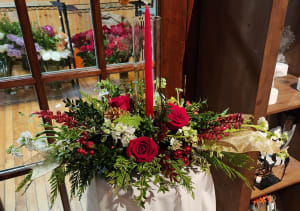 Hurricane Globe Flower Bouquet