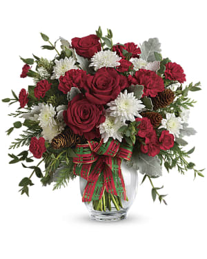 Teleflora's Holiday Shine Bouquet Flower Bouquet