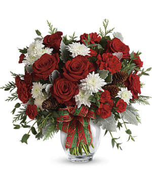 Teleflora's Holiday Shine Bouquet Flower Bouquet