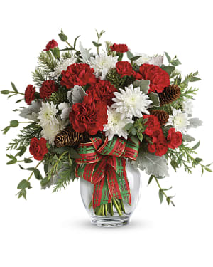 Teleflora's Holiday Shine Bouquet Flower Bouquet