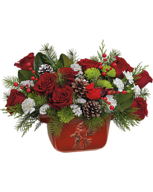 Classic Cardinal Centerpiece Flower Bouquet