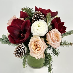 WINTER PEACH Flower Bouquet