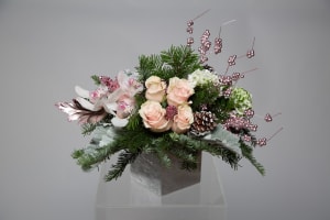 Season's Greeting Flower Bouquet