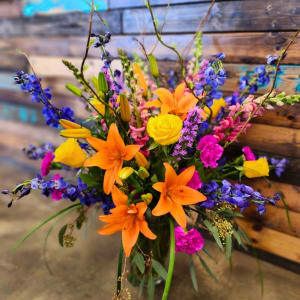 Bright Luxury Flower Bouquet