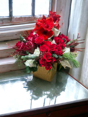 Holiday Design 9 Flower Bouquet