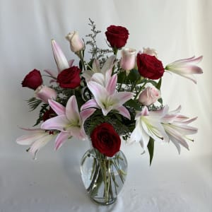 Radiant Roses and Lilies Flower Bouquet