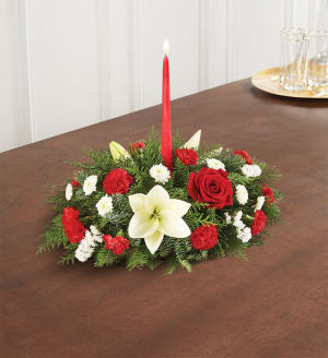 Traditional Christmas Centerpiece Flower Bouquet