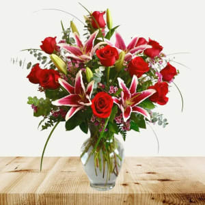 HOLLYWOOD DOZEN Flower Bouquet