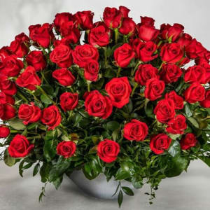 100 Roses Flower Bouquet