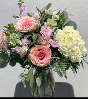 Valentine's Soft + Subtle Flower Bouquet