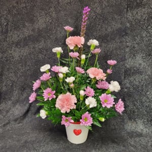 ARVD13- WHITE POT WITH RAISED RED HEART Flower Bouquet