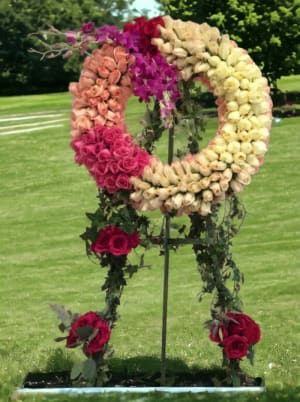 Standing Wreath 1 Flower Bouquet