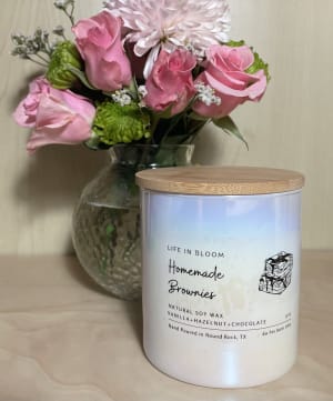 Homemade Brownie 9oz Soy Candle White lux jar Flower Bouquet