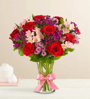 Sweetheart Romance™ Bouquet Flower Bouquet