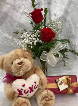 Valentine's Gift Combo Flower Bouquet