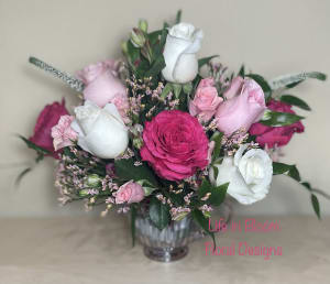 Breakfast at Tiffany's Cup Flower Bouquet