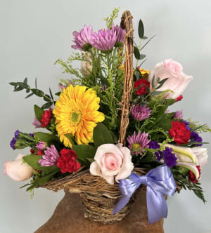 Pretty Basket Flower Bouquet