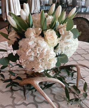 ELEGANT IVORY Flower Bouquet