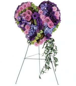 GRACEFUL TRIBUTE HEART Flower Bouquet