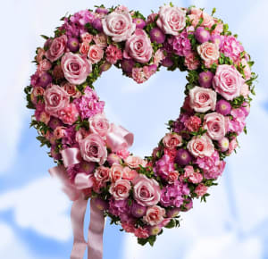 Pastel Hollow Heart-FNHOL-03 Flower Bouquet