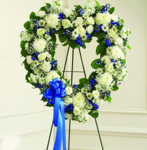 White and Blue Hollow Heart-FNHOL-012 Flower Bouquet