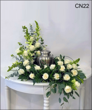 CN22 Classic Urn Scarf Flower Bouquet