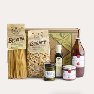 La Cucina Italiana - Italian Pasta Gift Basket Flower Bouquet