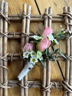 Pink Spray Rose Boutonierre Flower Bouquet