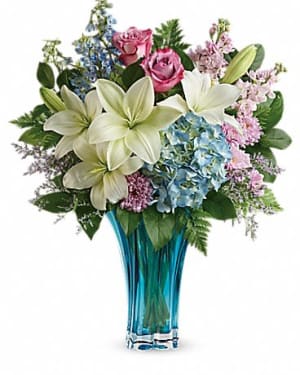 Teleflora's Heart's Pirouette Bouquet Flower Bouquet