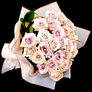 BLUSH ROSE BOUQUET WRAP Flower Bouquet