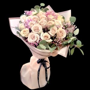 BLUSH ROSES FILLERS BOUQUET Flower Bouquet