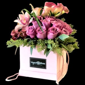 UNIQUE PINK IN ANY SQUARE BOX Flower Bouquet