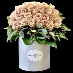 BLUSH ROSES IN ANY BOX Flower Bouquet