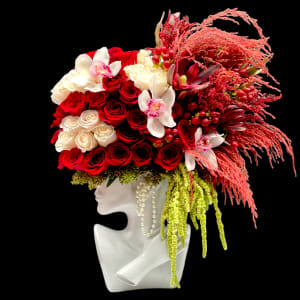 MADEMOISELLE IN RED AND WHITE Flower Bouquet