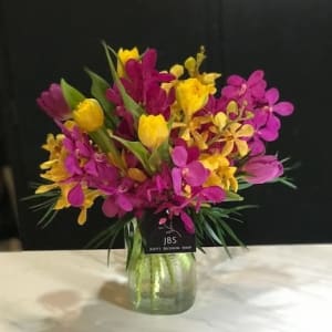 Antigua Flower Bouquet