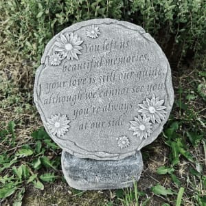 Beautiful Memories Memorial Stone on Stand Flower Bouquet