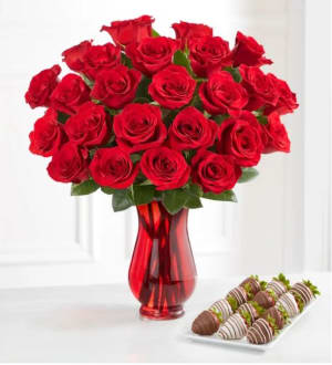 Red Roses and Gourmet Drizzled Strawberries Flower Bouquet