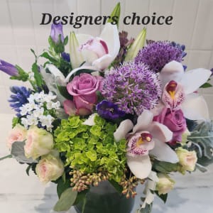 Designer's Choice- soft color Flower Bouquet