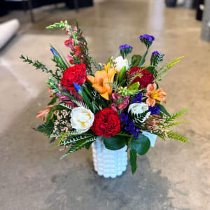 Mother's Day Bright Traditional Style Arrangement Flower Bouquet