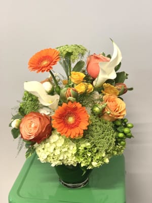 Peaches and Creme Flower Bouquet