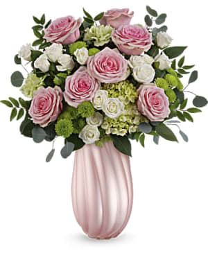 Teleflora's Sweetheart Twist Flower Bouquet