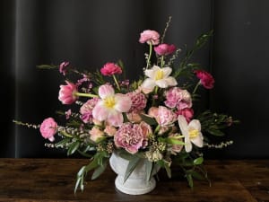La Vie En Rose Flower Bouquet