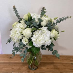 Classy Hydrangeas Flower Bouquet