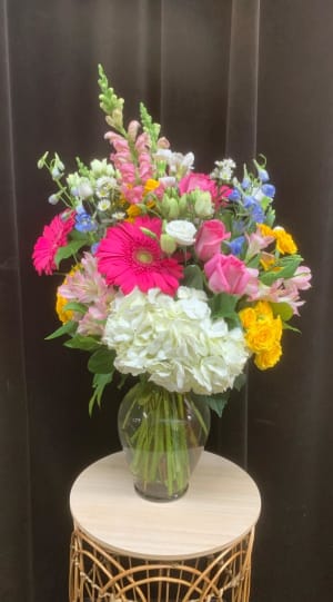 TCG's Stella Rose Flower Bouquet