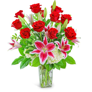 Enchanting Dozen Flower Bouquet